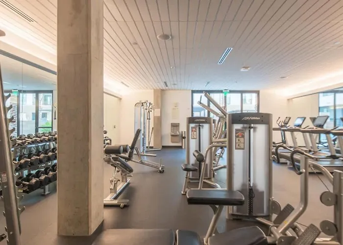 Cozy 1bd - Pool, Gym, Parking, W-d - Sleeps 4 Apartment Tempe