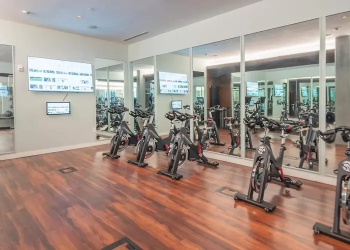 Cozy 1bd - Pool, Gym, Parking, W-d - Sleeps 4 Tempe