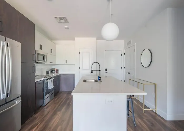 Apartment Cozy 1bd - Pool, Gym, Parking, W-d - Sleeps 4 Tempe