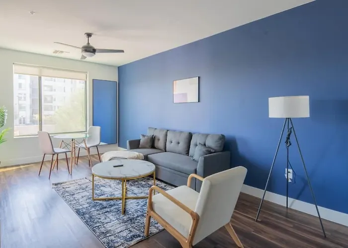 Apartment Cozy 1bd - Pool, Gym, Parking, W-d - Sleeps 4